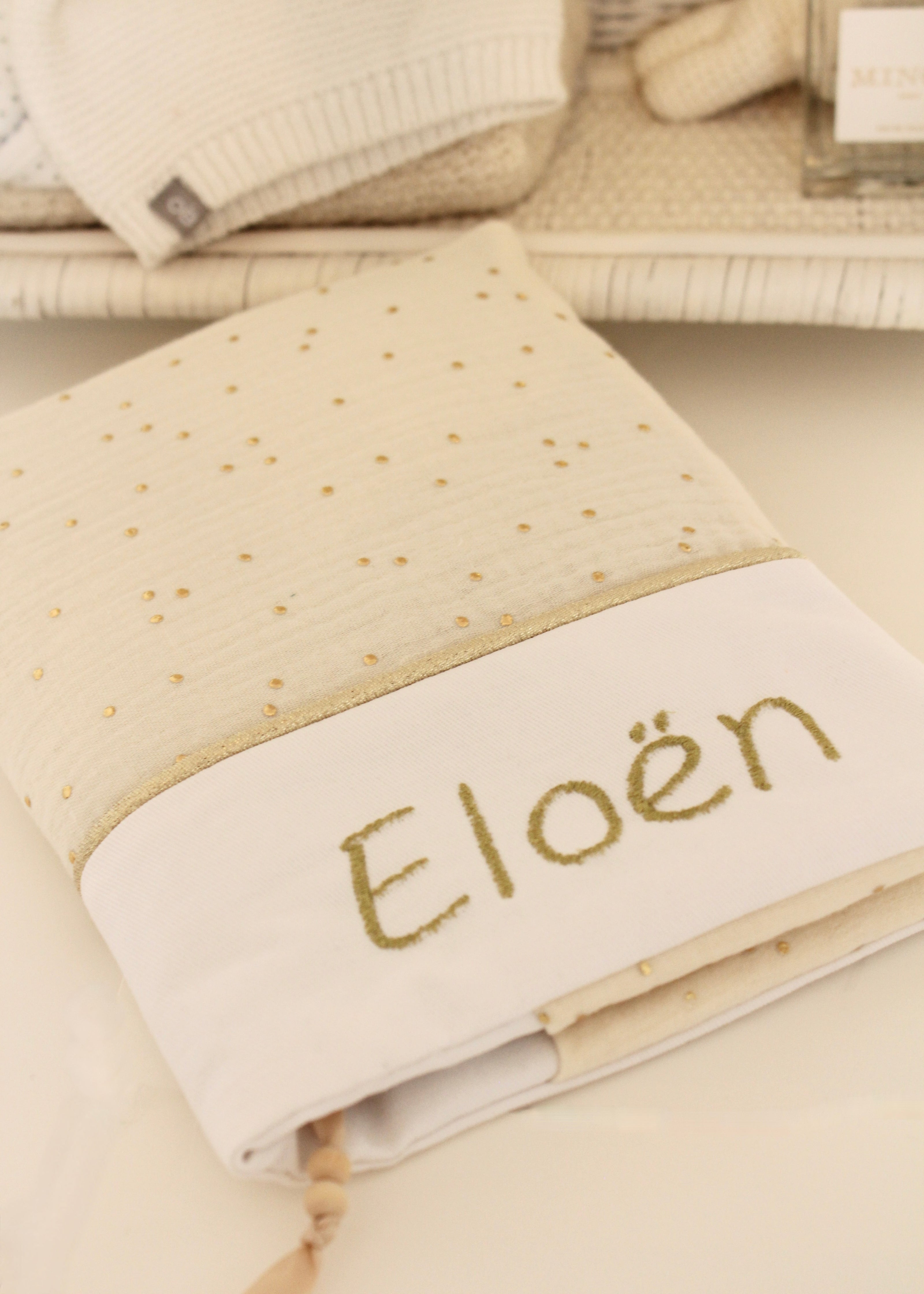 Protège carnet de santé pois dorés