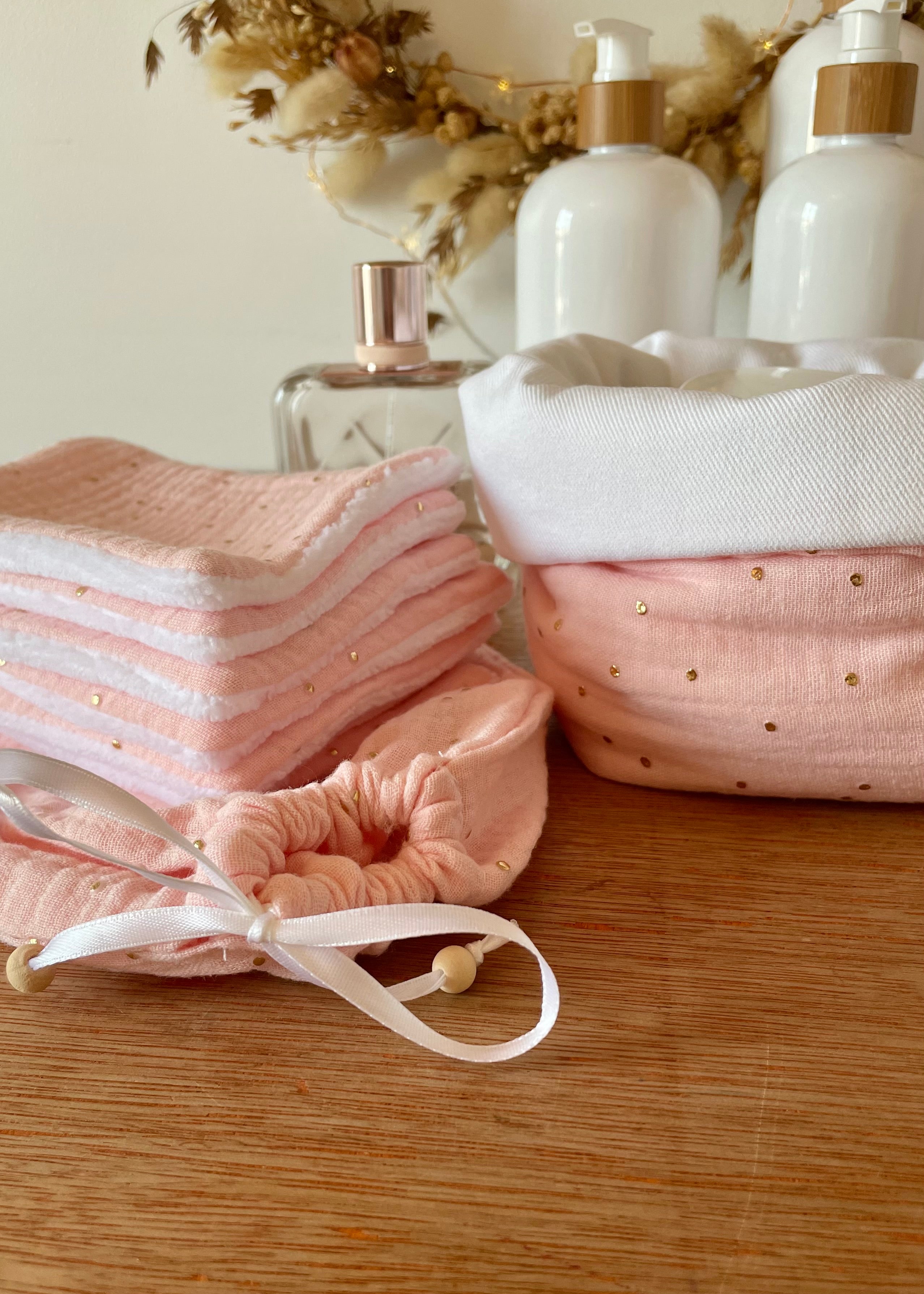 Lingettes démaquillantes rose ultra douce