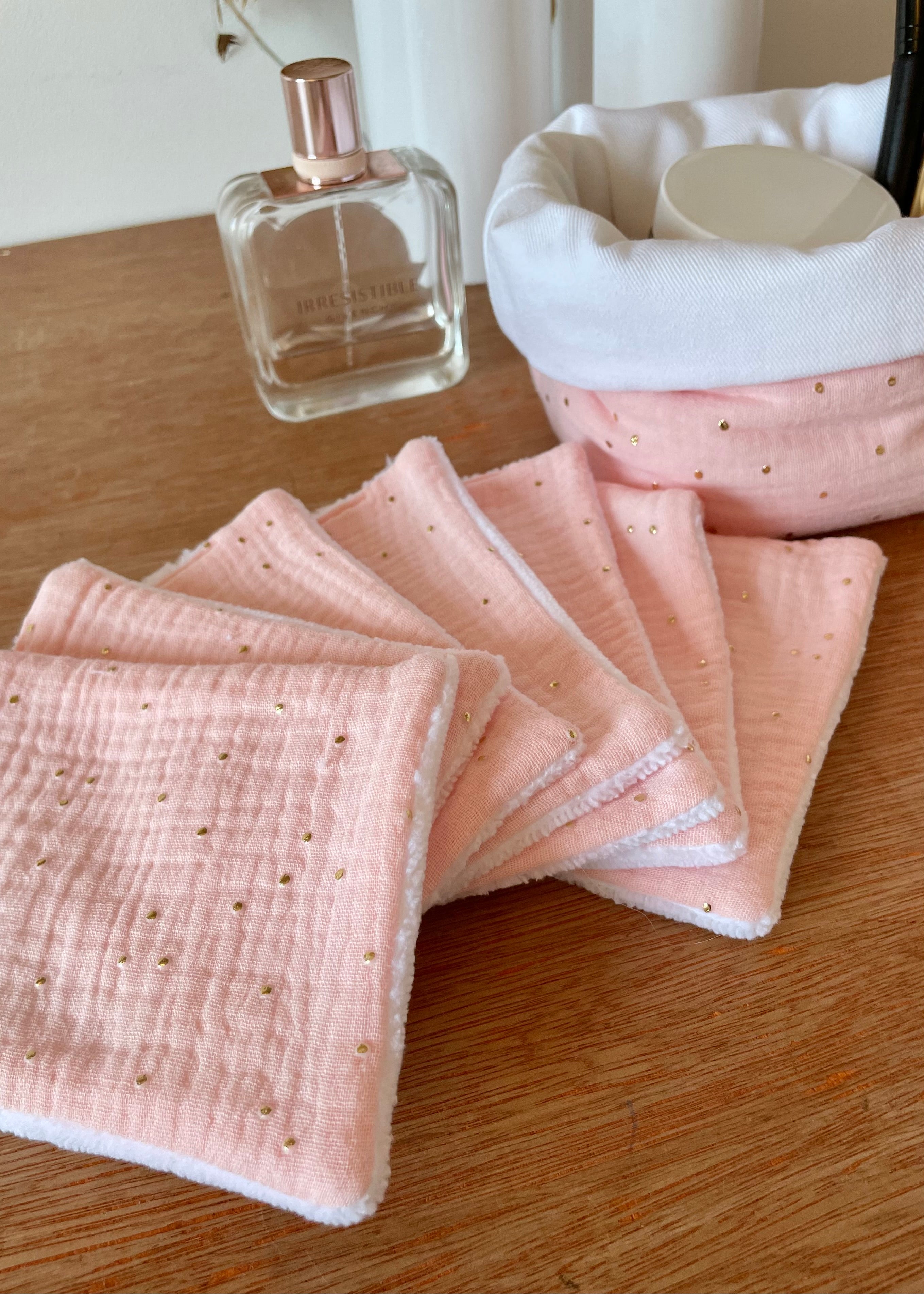Lingettes démaquillantes rose ultra douce