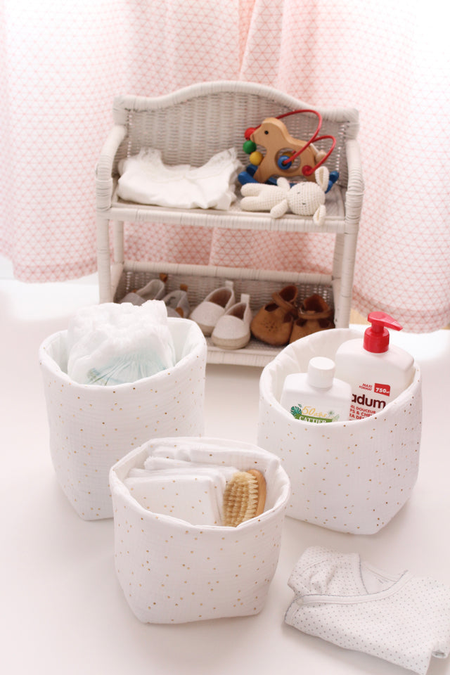 panier de rangement produit table à langer en gaze de coton blanc