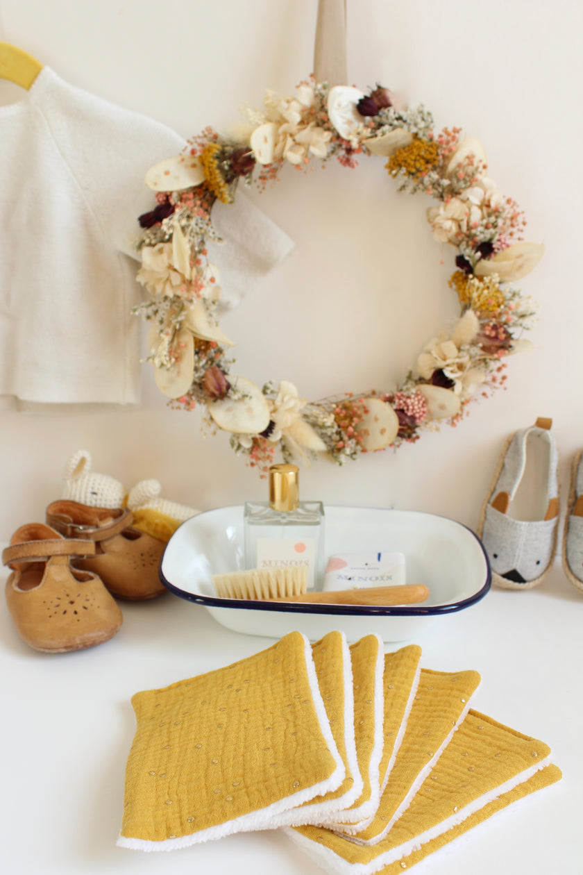 Lot de 7 cotons bébé moutarde pois dorés