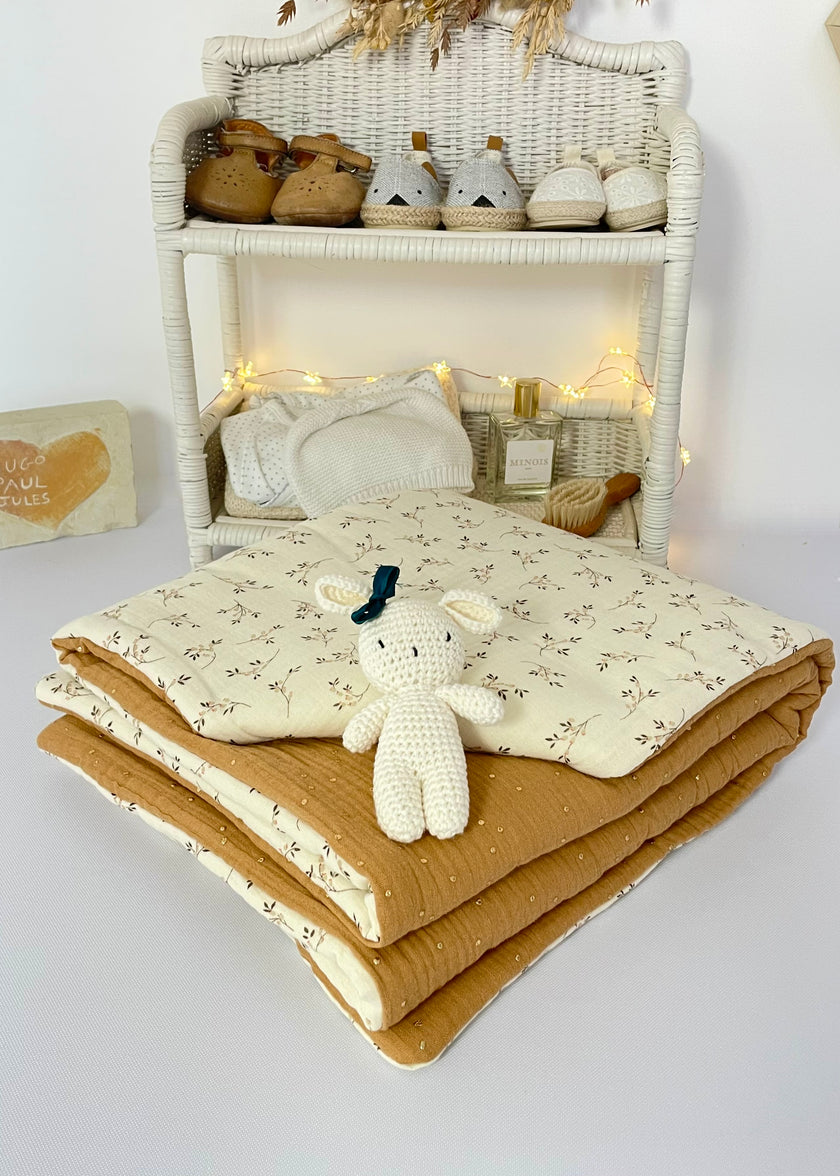 Couverture Jules & Camel pois dorés