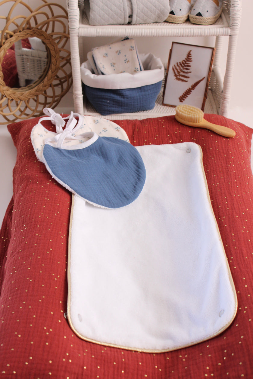 Housse de matelas sur mesure rouge tomette