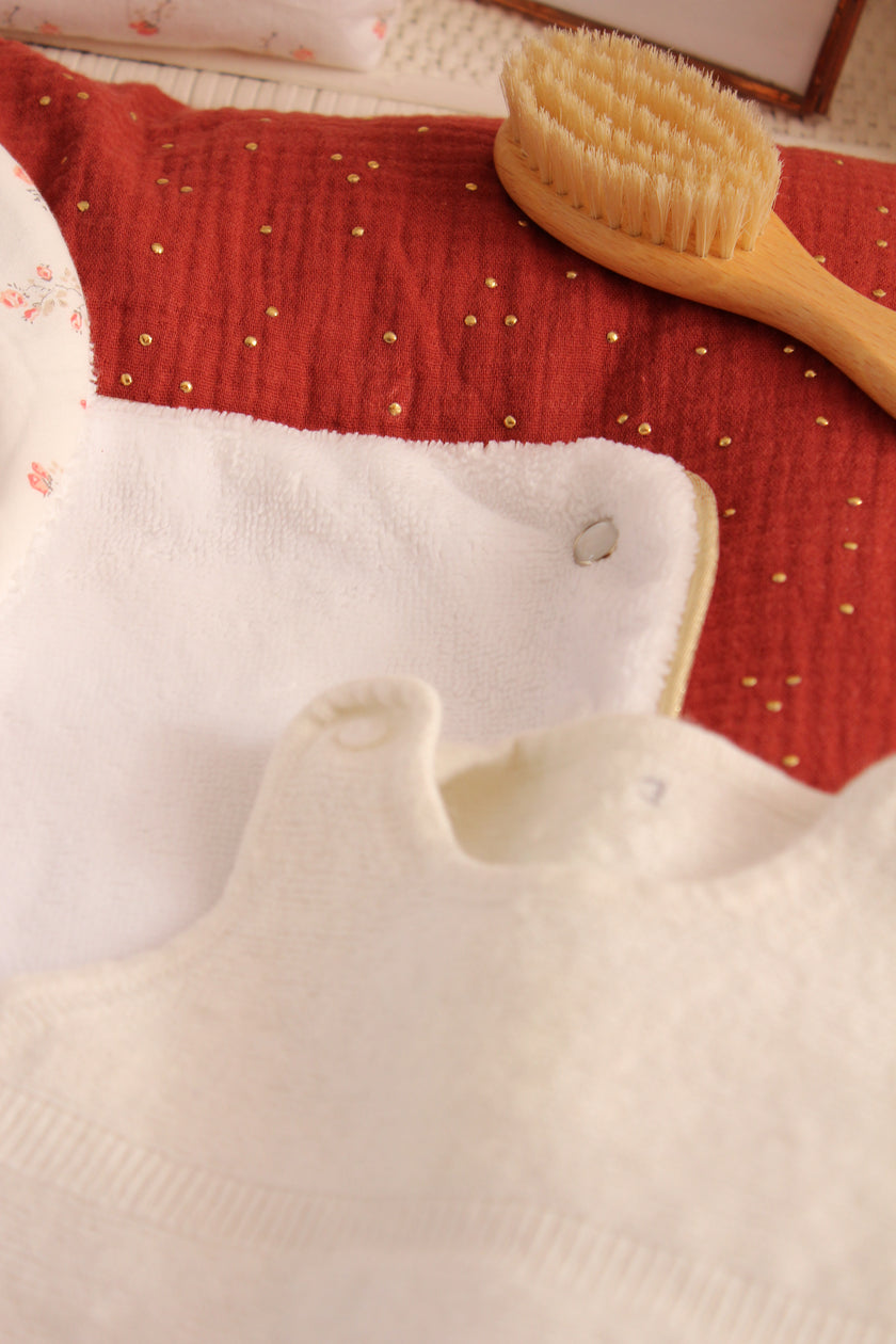 Housse de matelas sur mesure rouge tomette