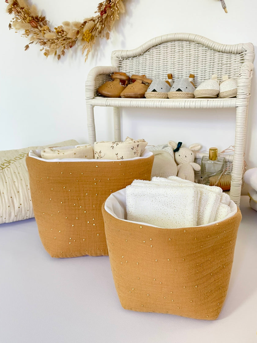 Panier en tissu camel