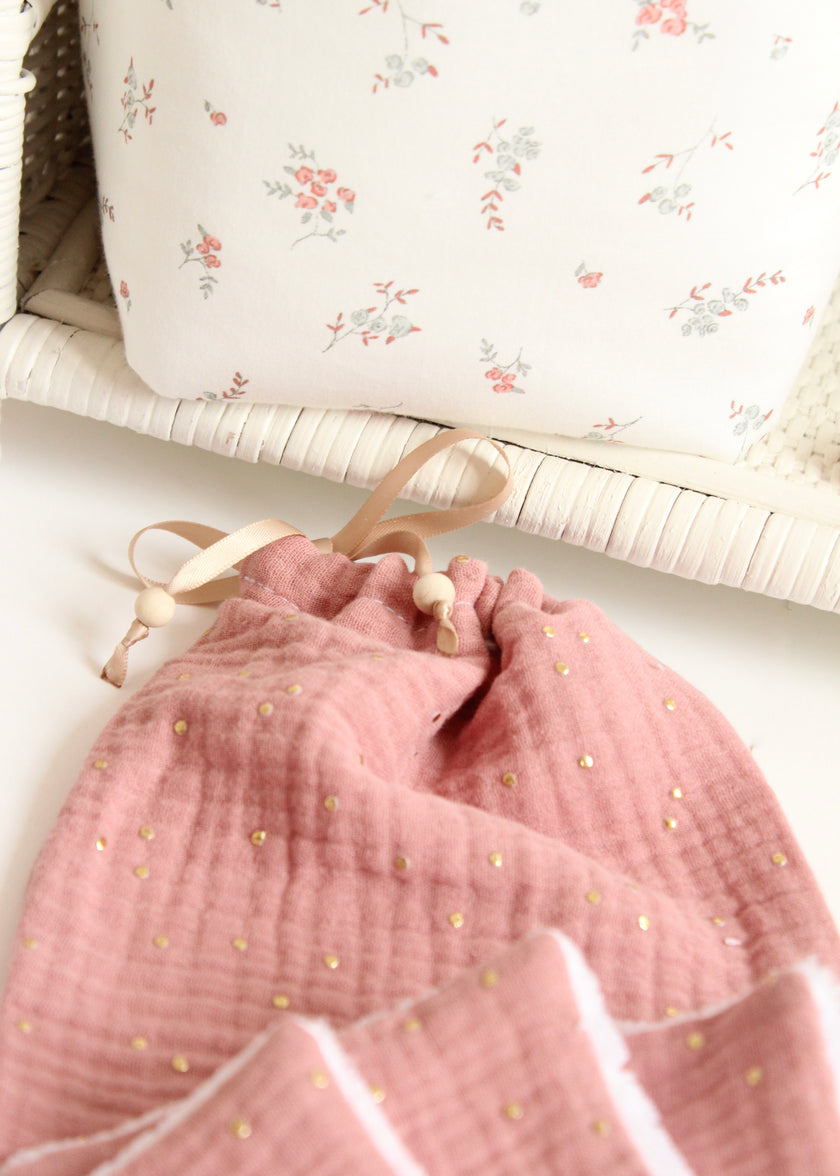 7 cotons démaquillantes lavables rose thé