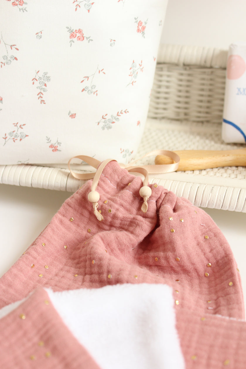 7 Lingettes bébé rose thé