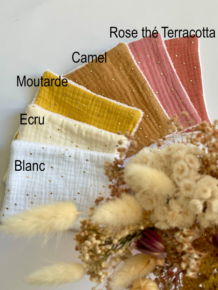 Couverture blanc doré