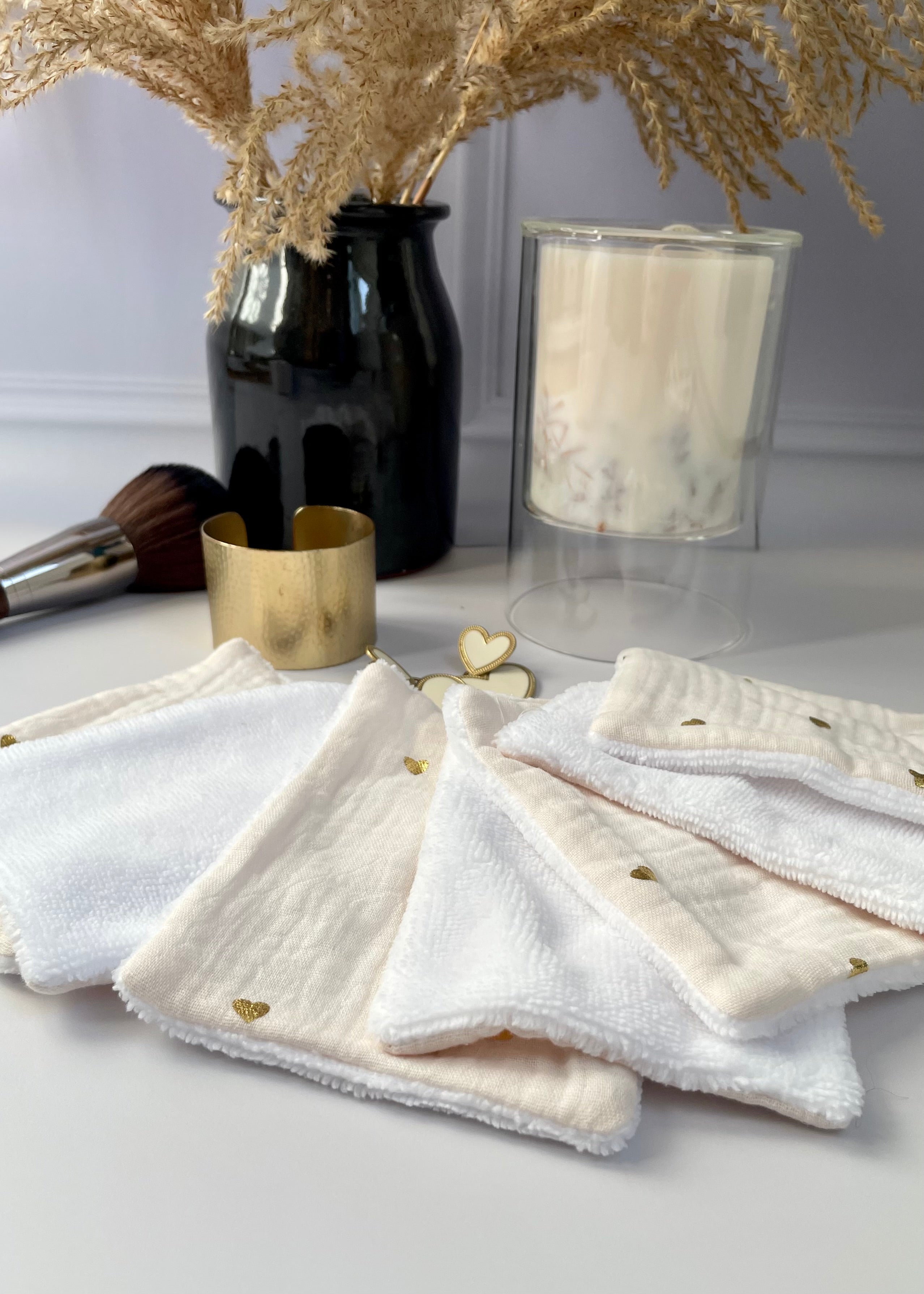 7 Lingettes démaquillantes coeurs or