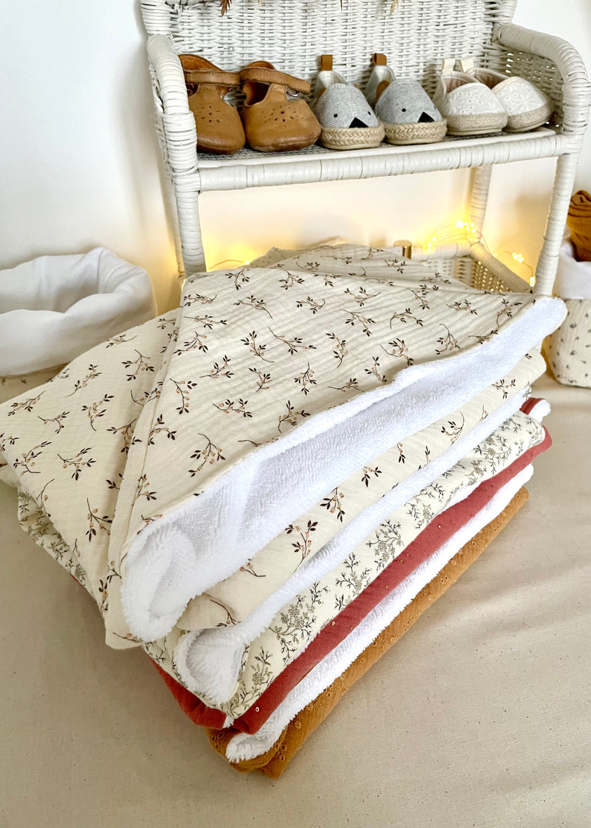 Serviette à capuche bébé Jules