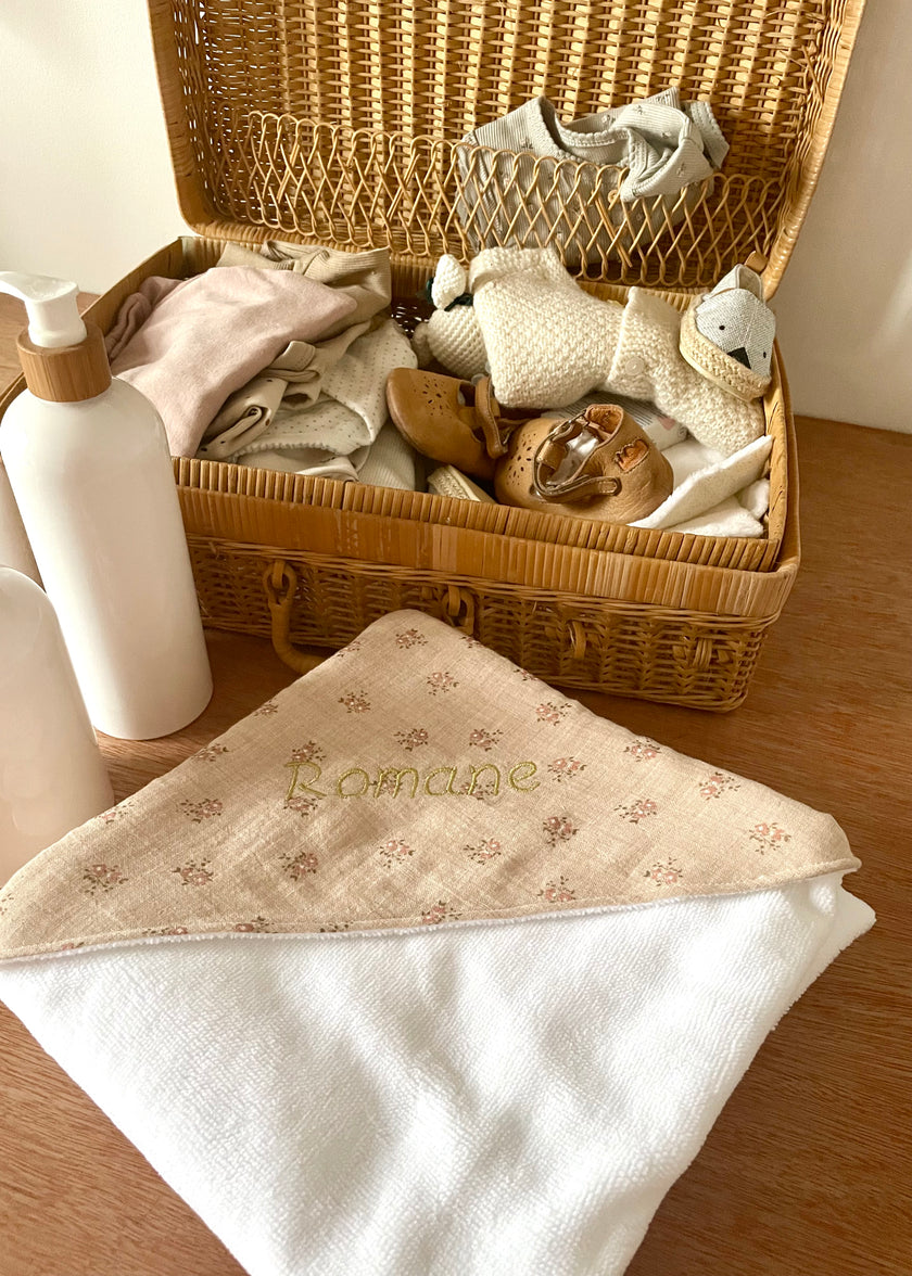 Serviette de toilette bébé à capuche Rosie beige