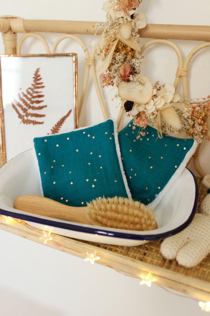 Bleu paon pois dorés