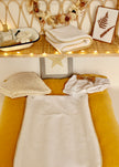 Housse de matelas à langer moutarde doré