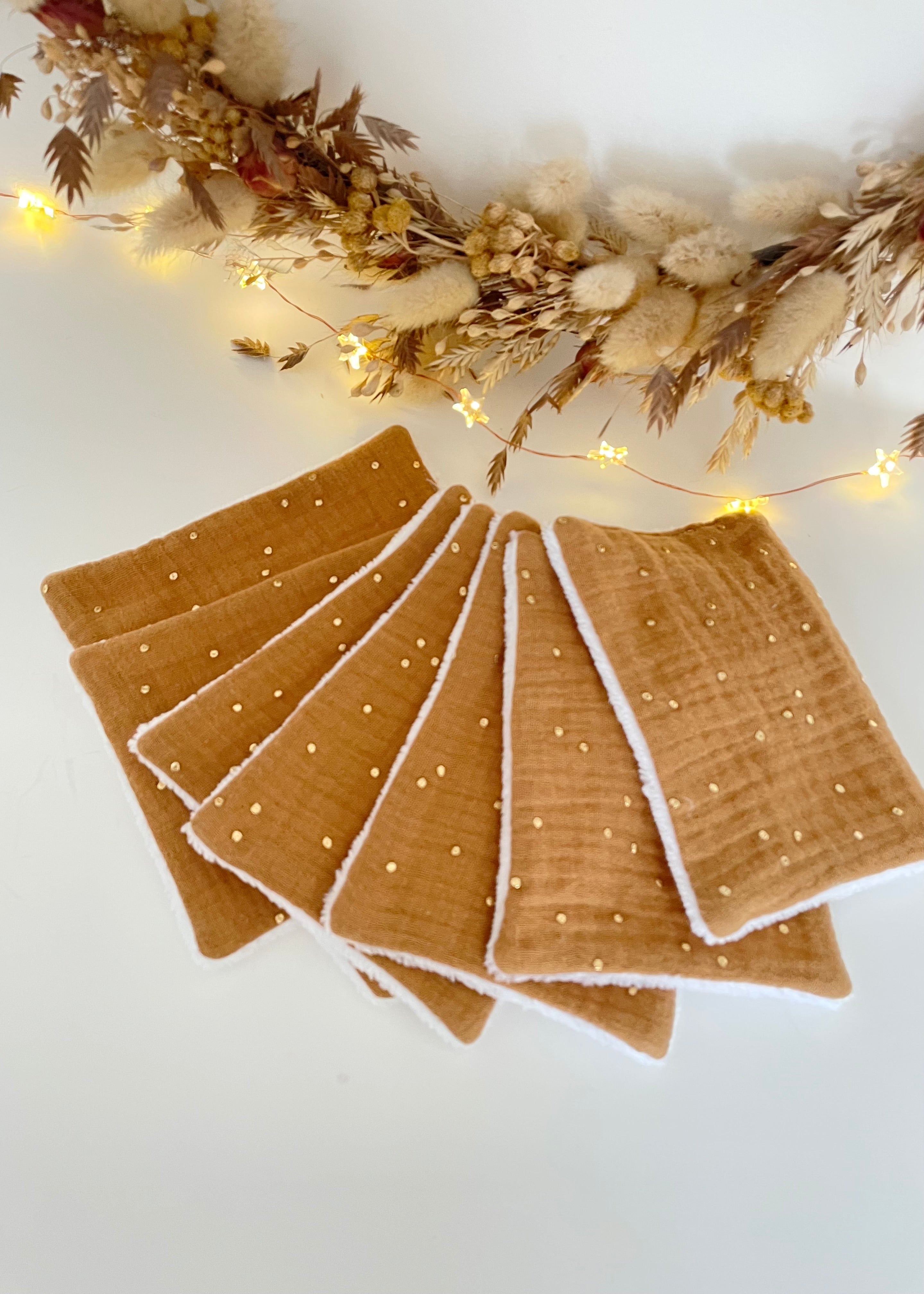 7 Lingettes femme camel pois dorés