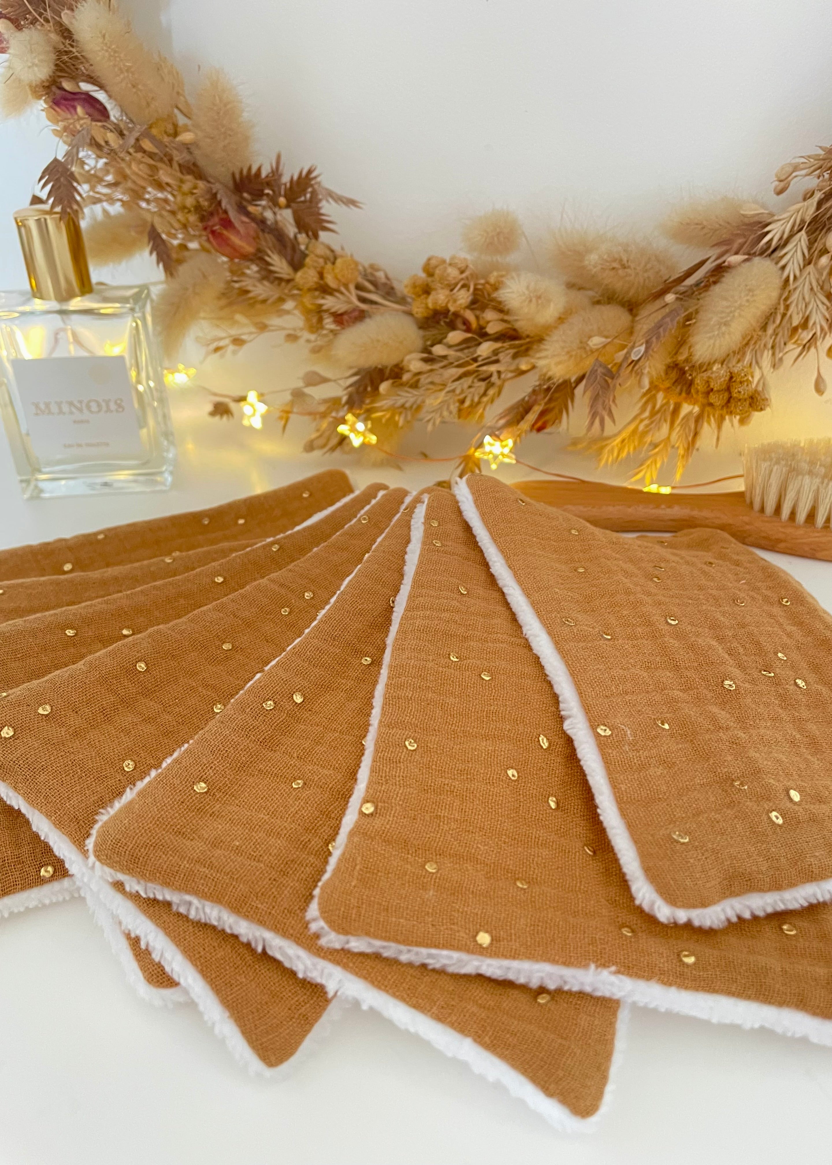 7 Lingettes femme camel pois dorés