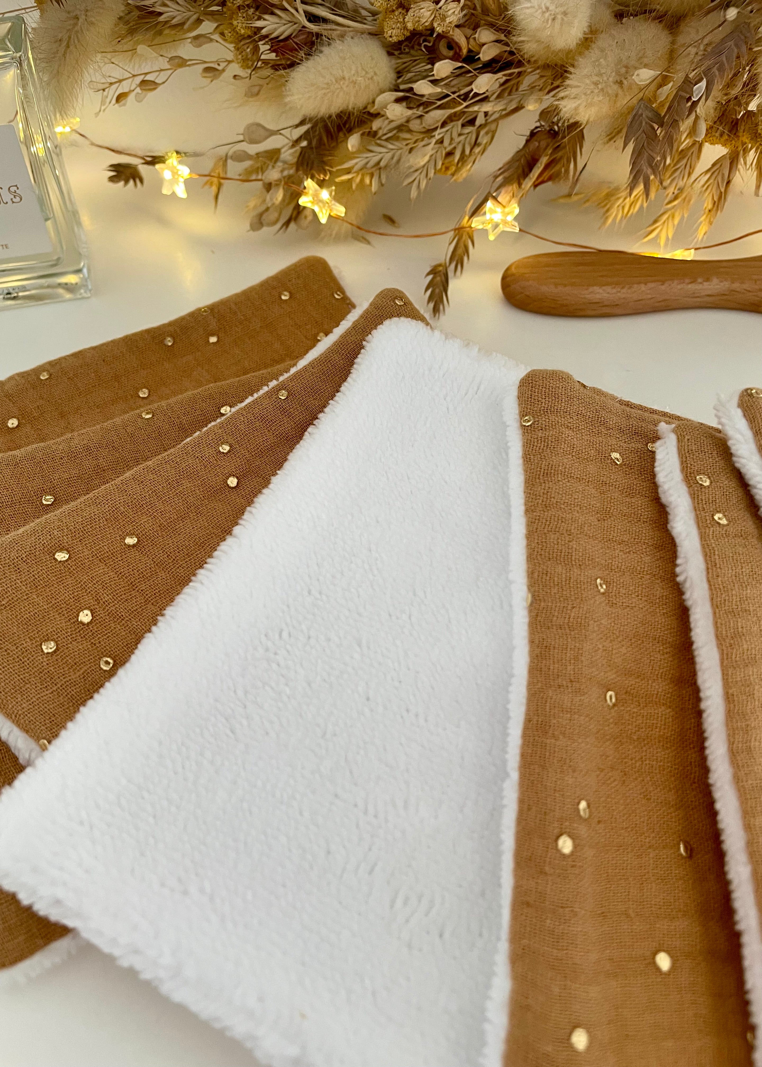 7 Lingettes femme camel pois dorés