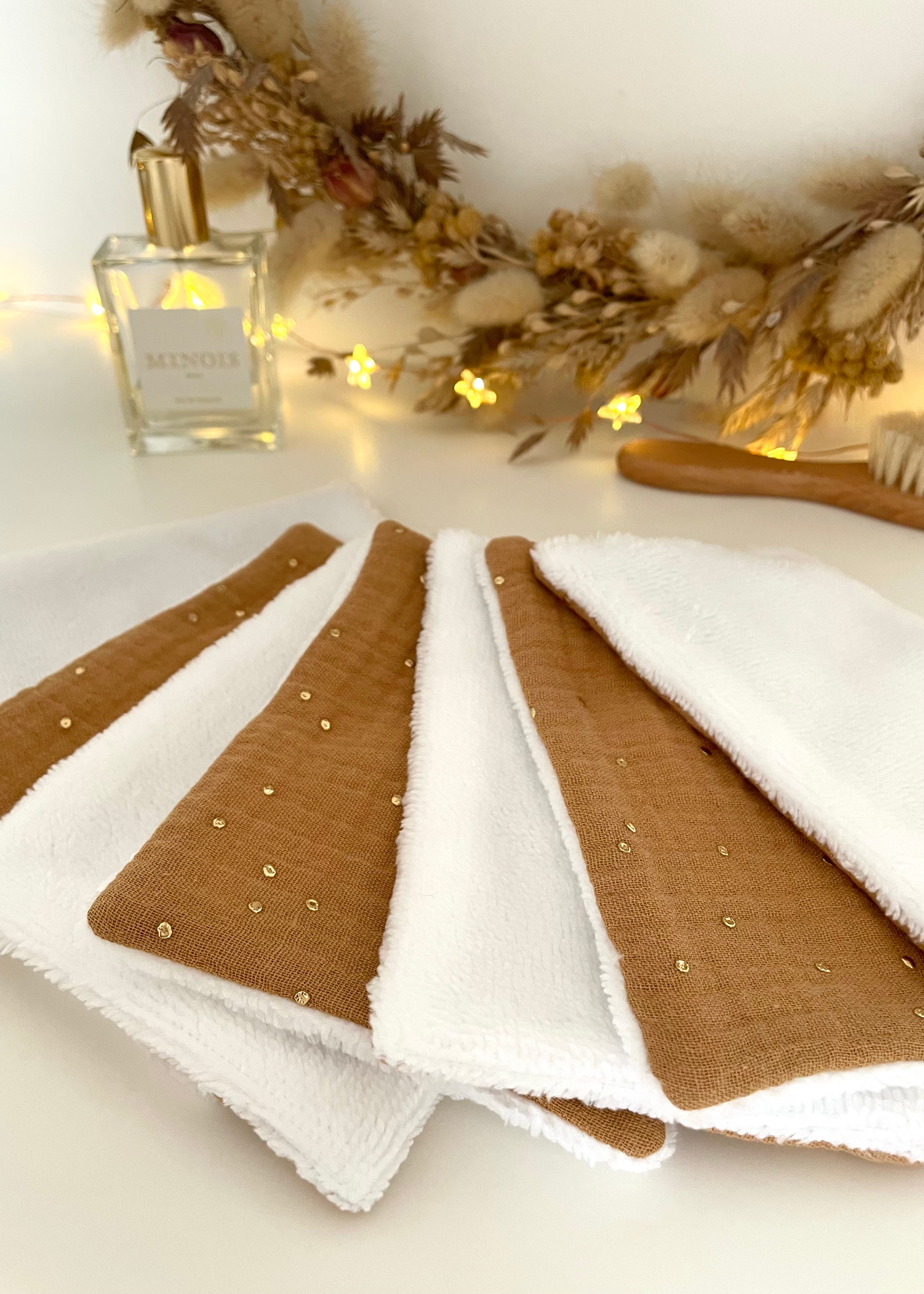 7 Lingettes femme camel pois dorés