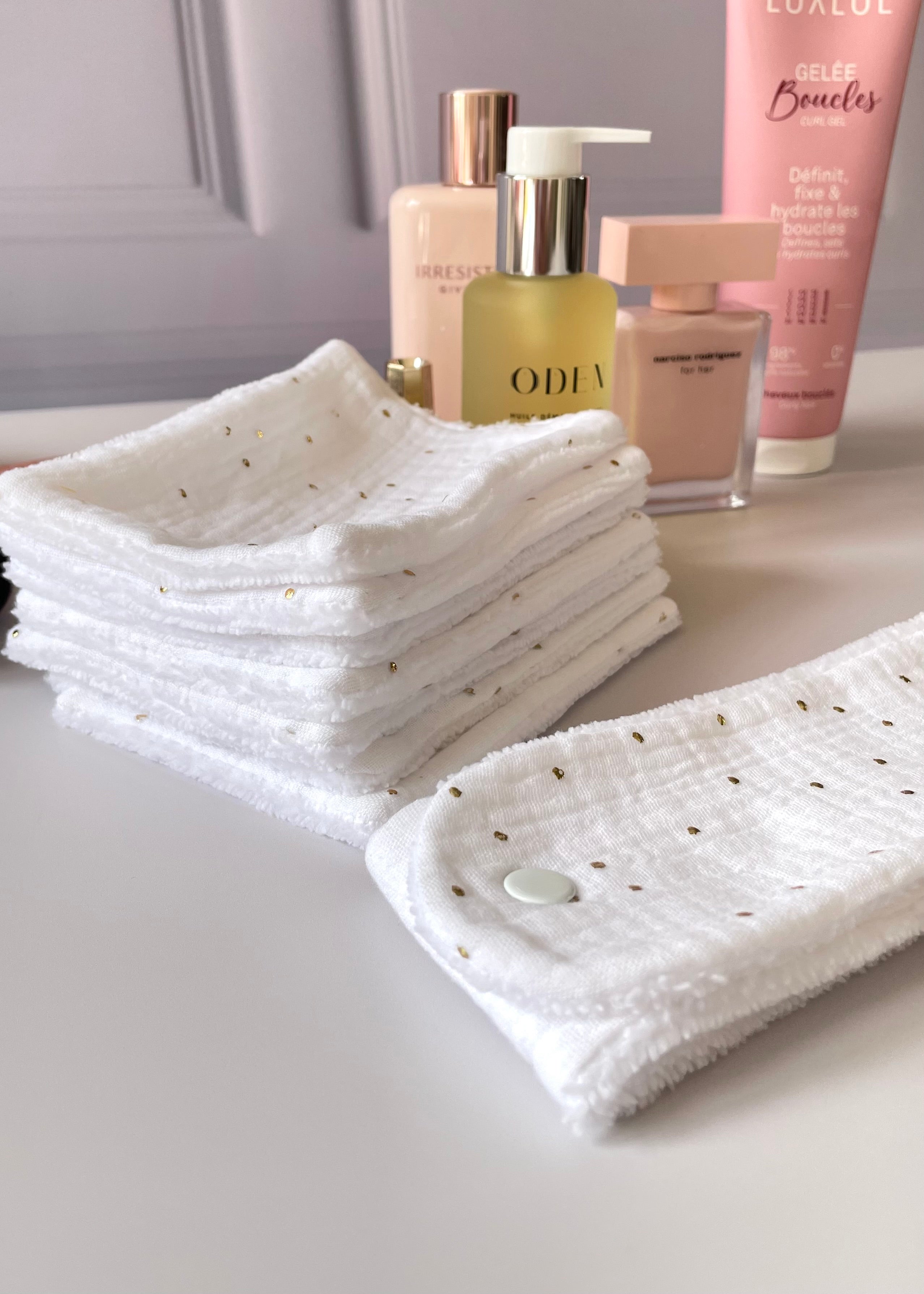 Bandeau de soin beauté blanc doré