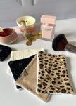 Lot de 4 lingettes « léopard »