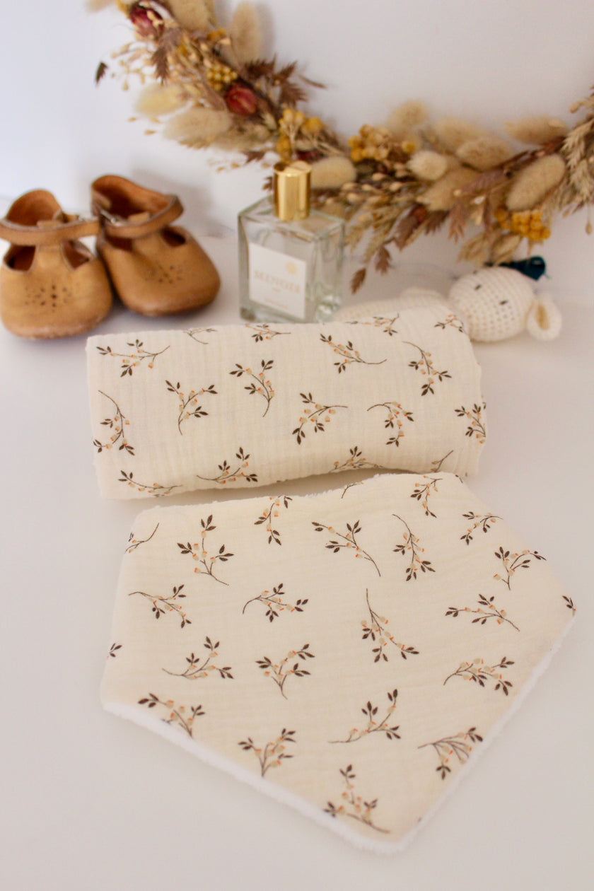 Coffret cadeau duo lange et bavoir