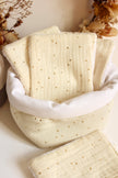 panier de rangement pour chambre bébé en gaze de coton écru et pois dorés
