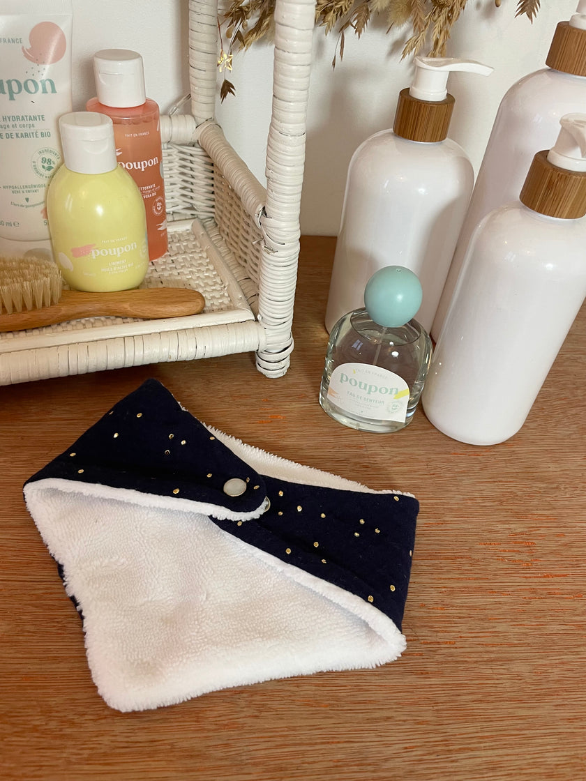 Bavoir bandana bleu nuit pois dorés