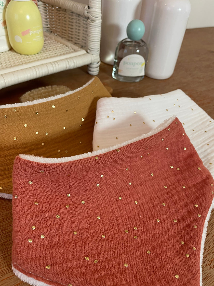 Bavoir bandana terracotta pois dorés