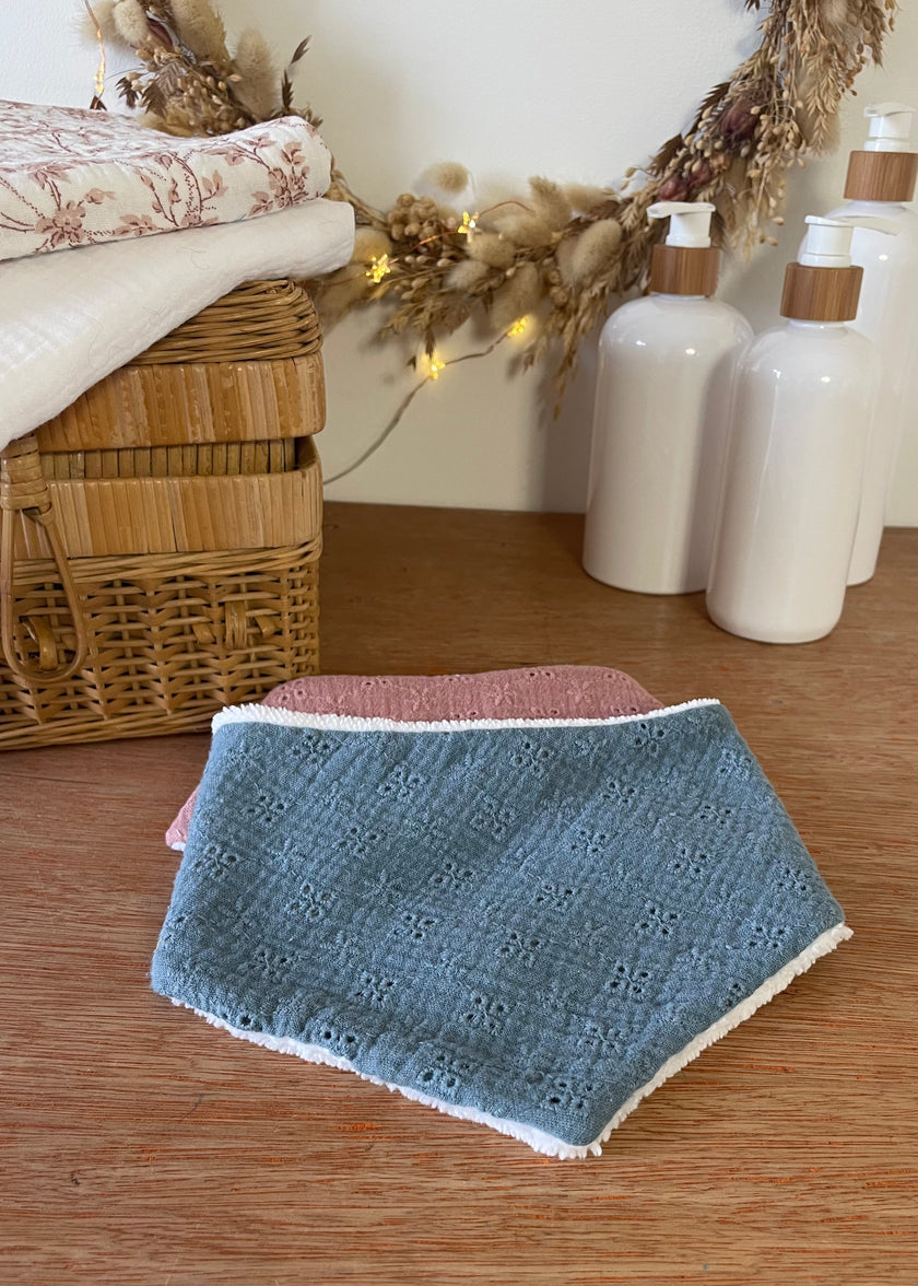 Bavoir bandana Adèle bleu