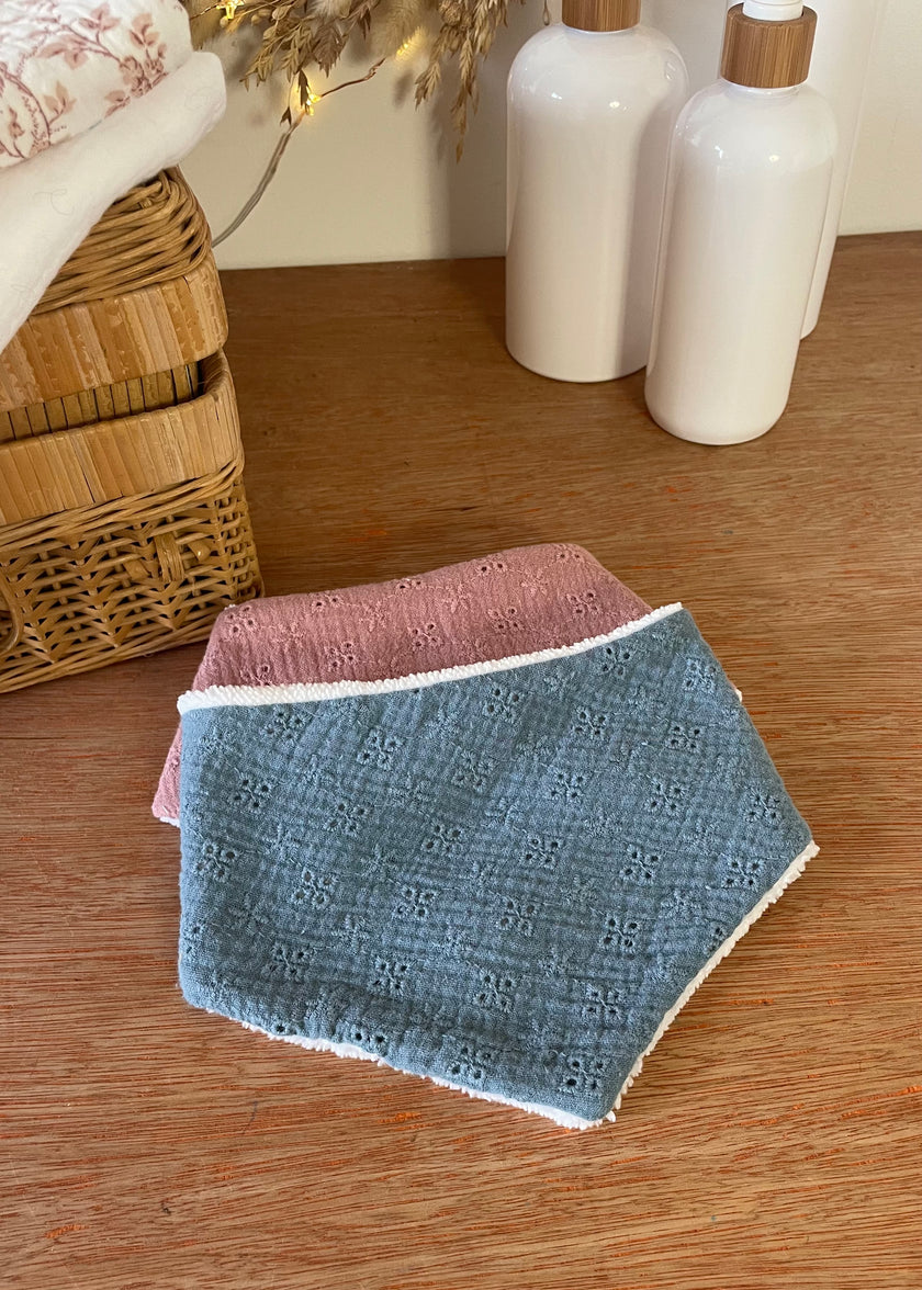 Bavoir bandana Adèle bleu