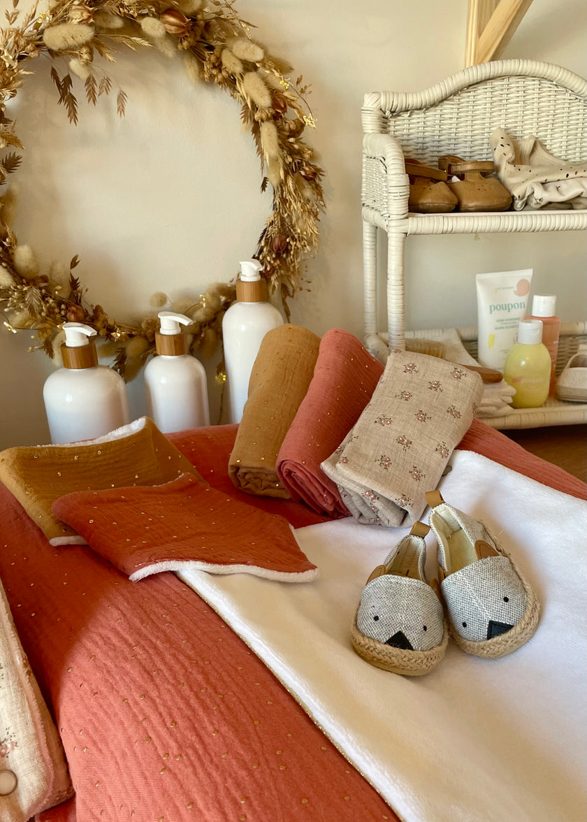 Housse de matelas à langer terracotta doré