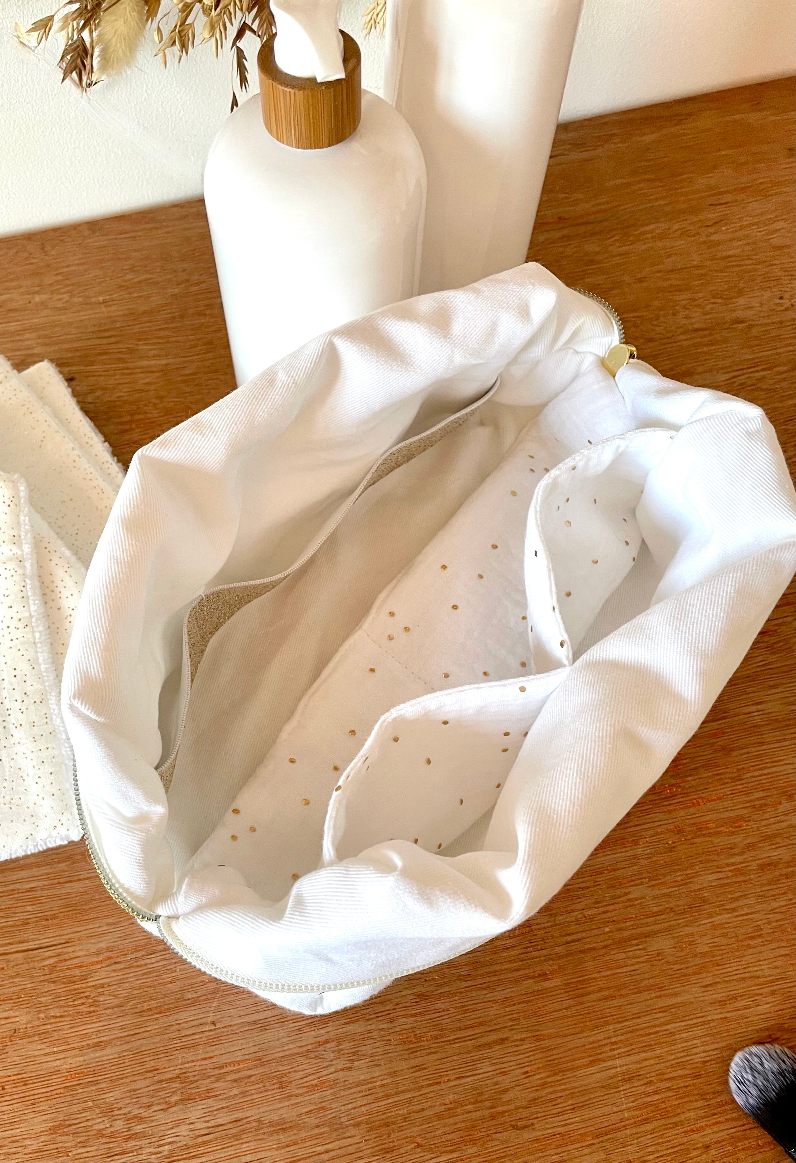 Trousse de toilette femme blanche pois dorés