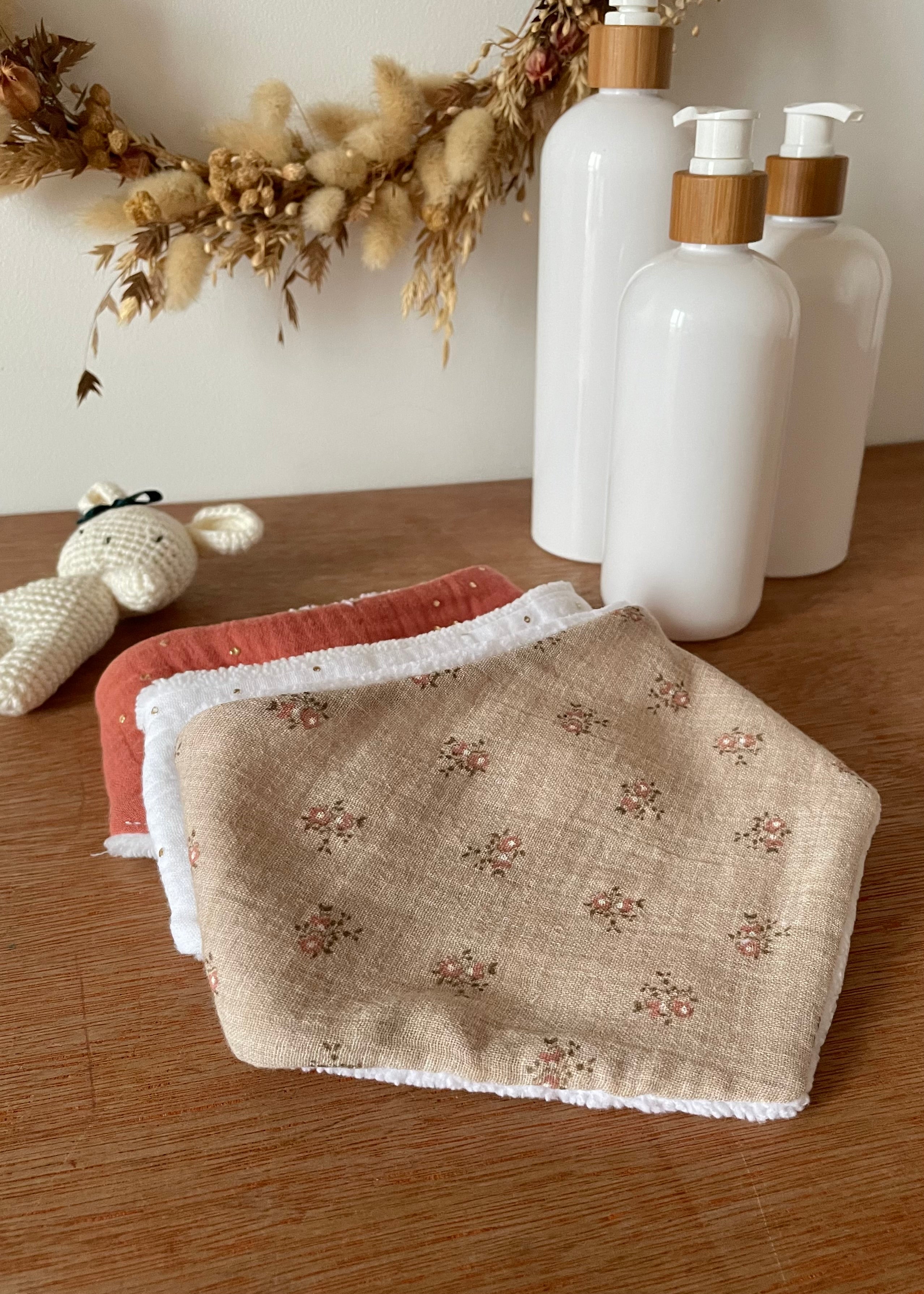 Bavoir bandana Rosie beige