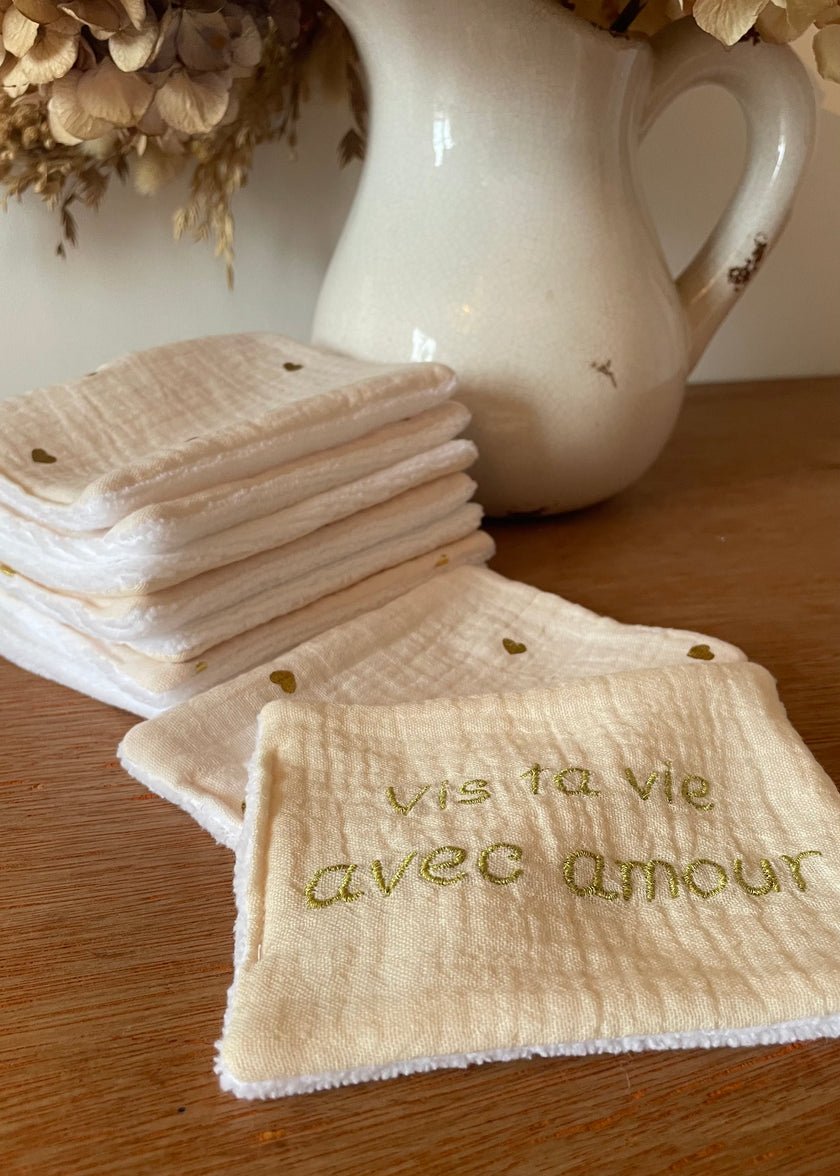 7 lingettes démaquillantes