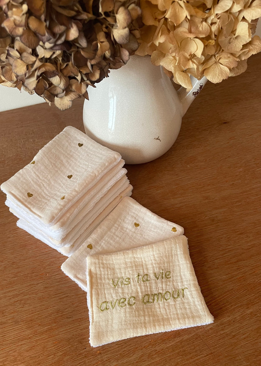 7 lingettes démaquillantes