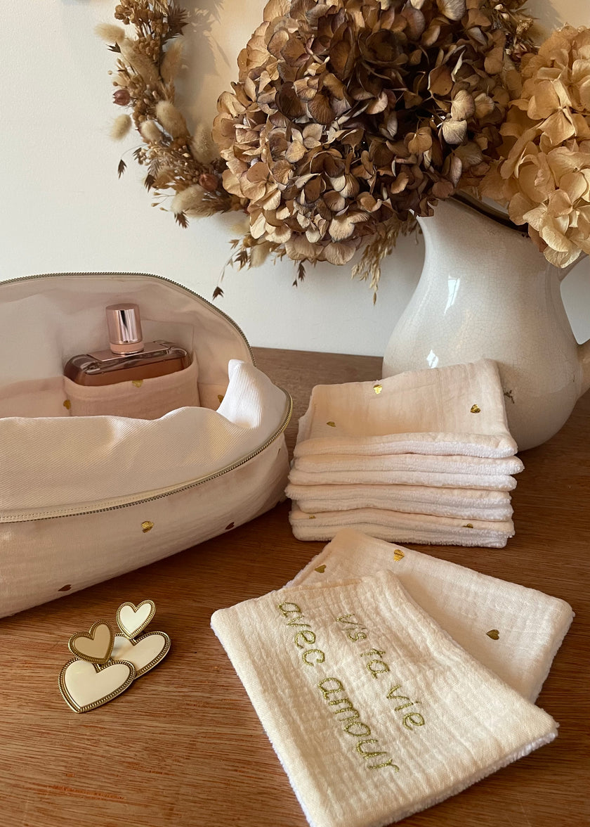 7 lingettes démaquillantes