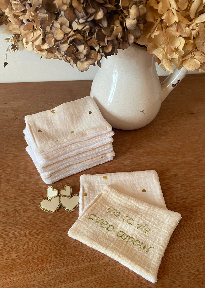 7 lingettes démaquillantes