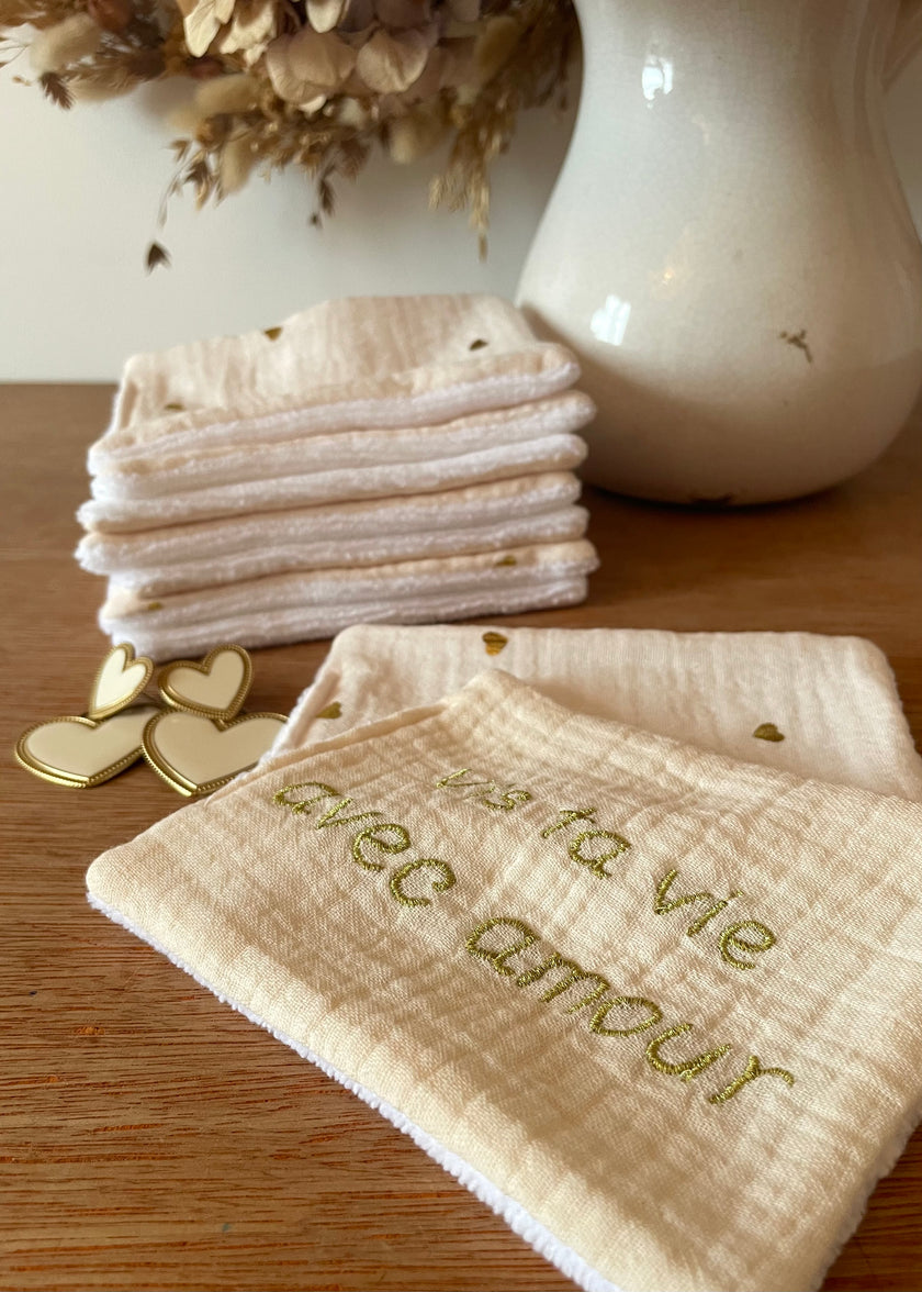 7 lingettes démaquillantes