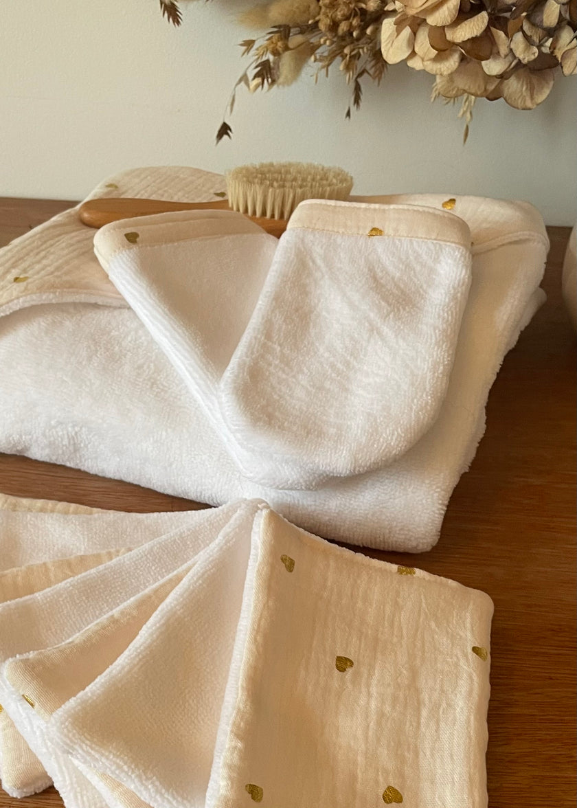 Sortie de bain et ses 2 gants de toilette