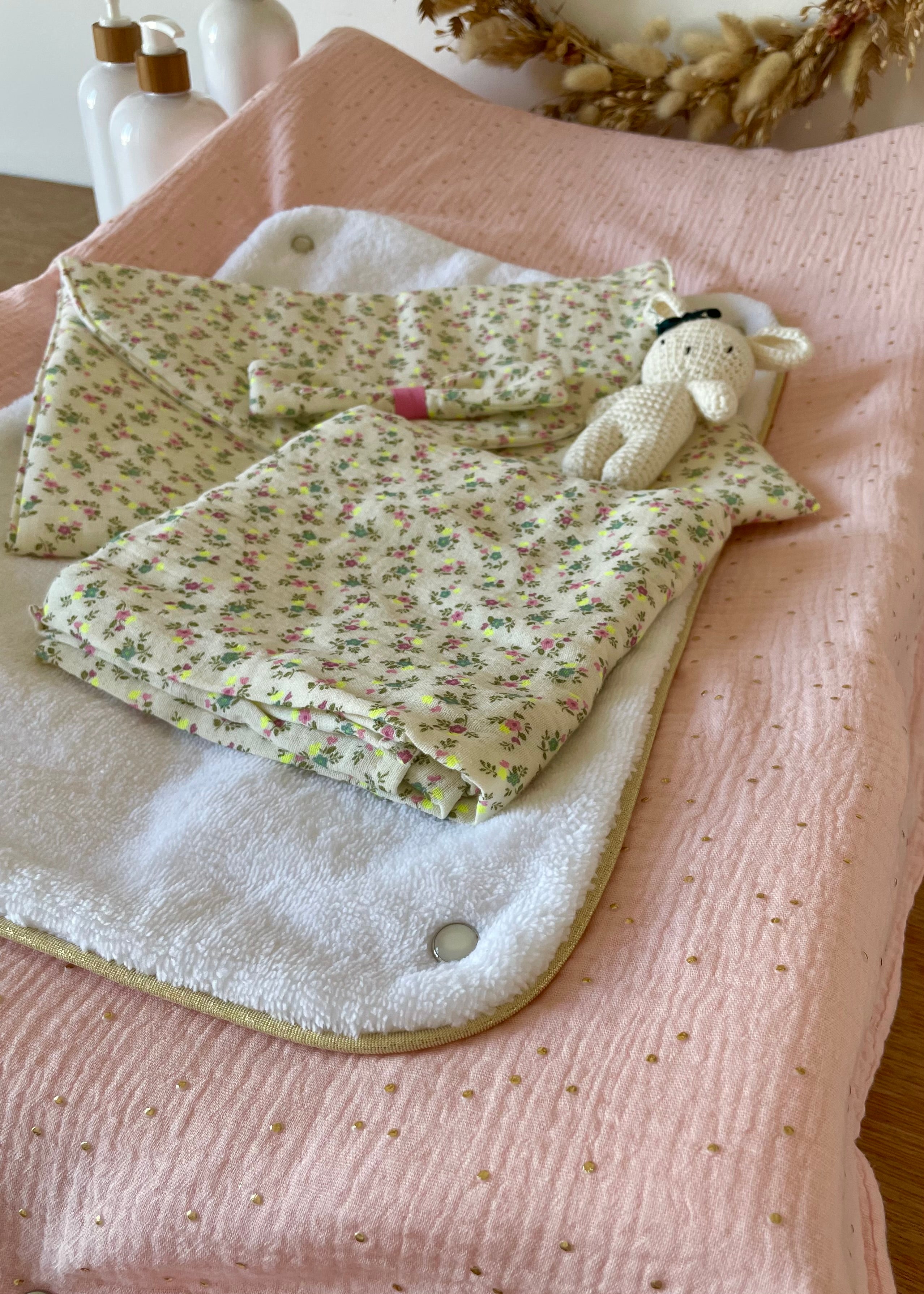 Housse de matelas à langer rose doré