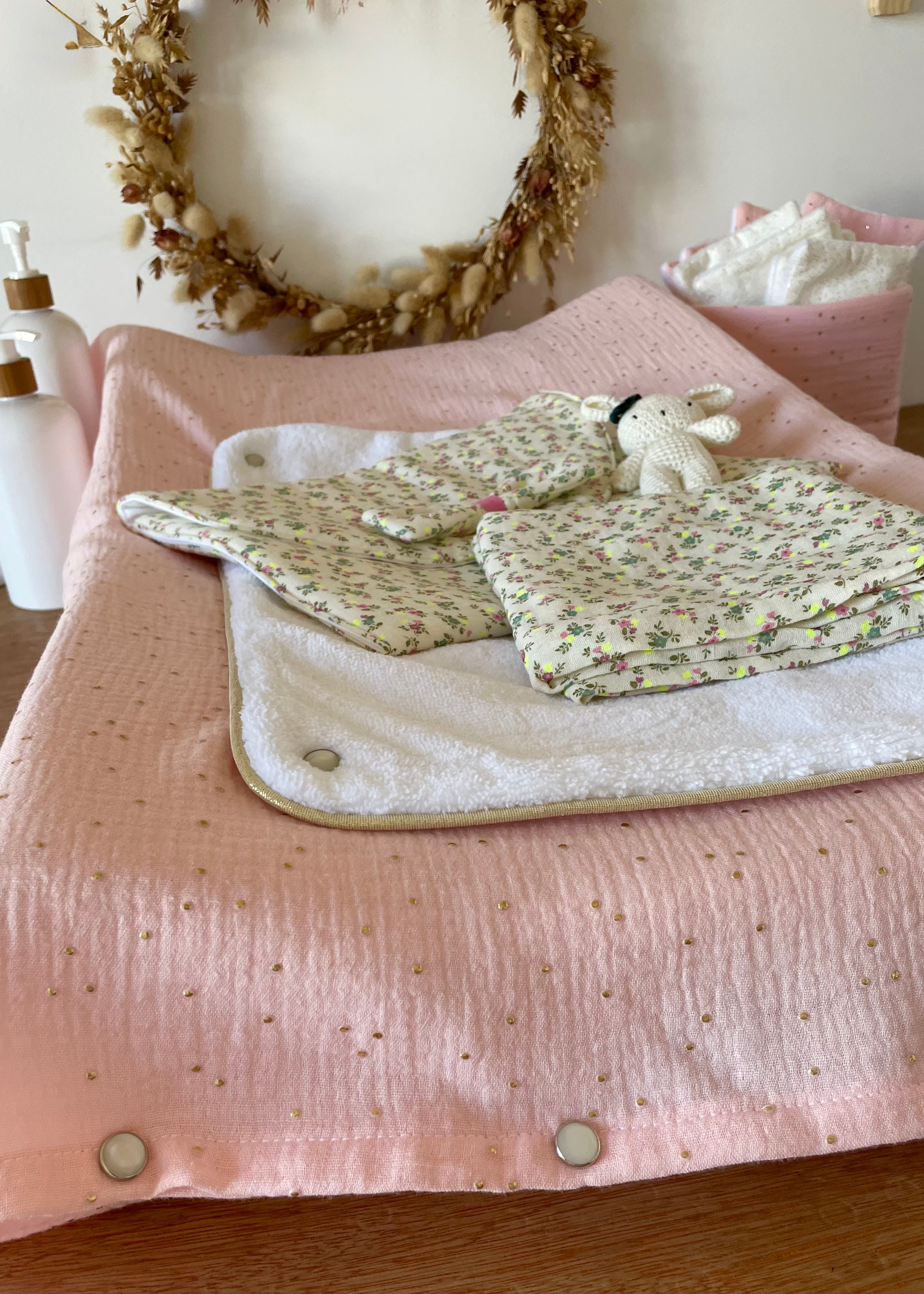 Housse de matelas à langer rose doré