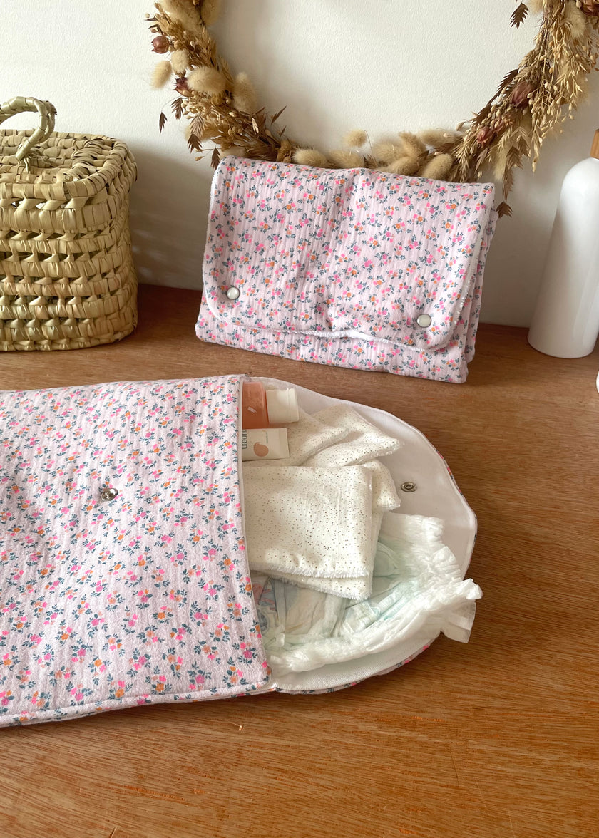 Pochette à couches summer rose