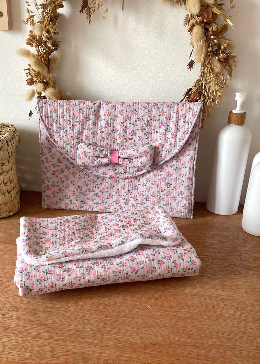 Pochette à couches summer rose