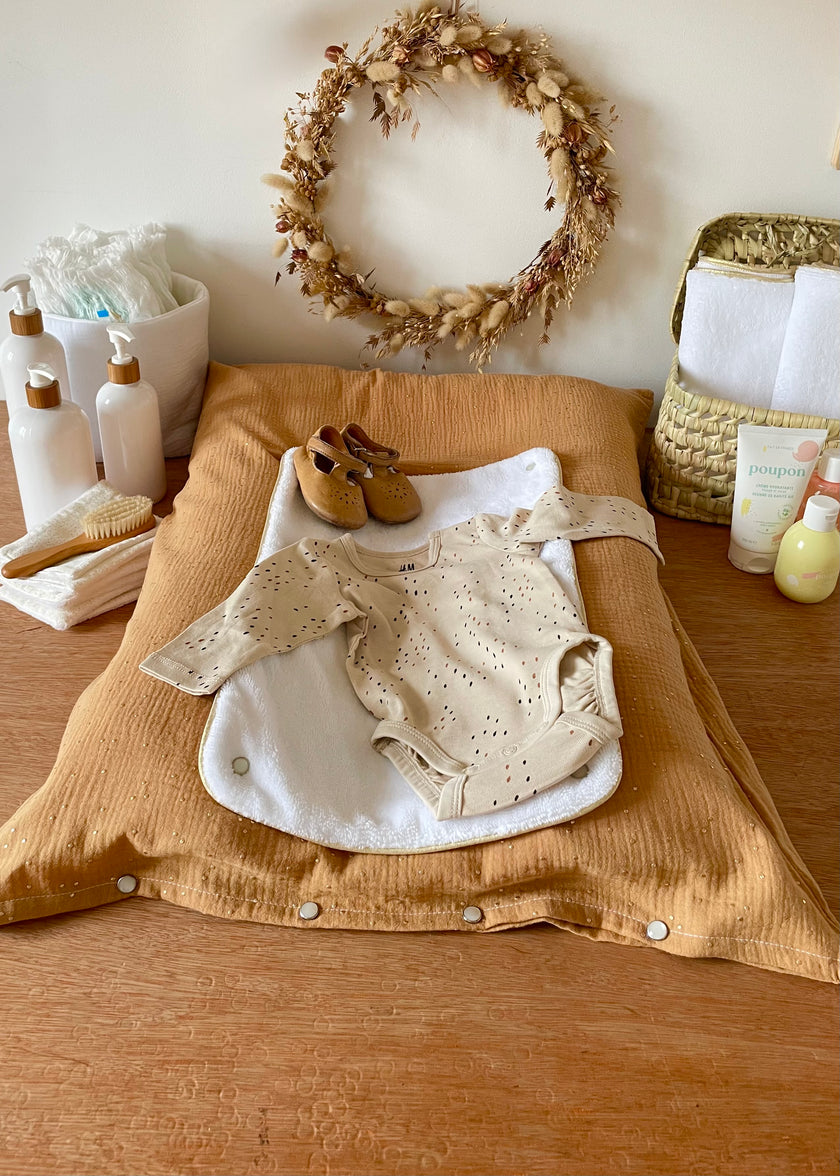 Housse de matelas à langer camel doré
