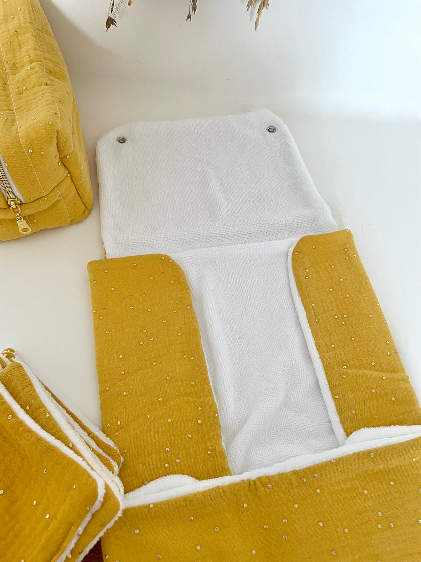 Matelas à langer nomade moutarde doré