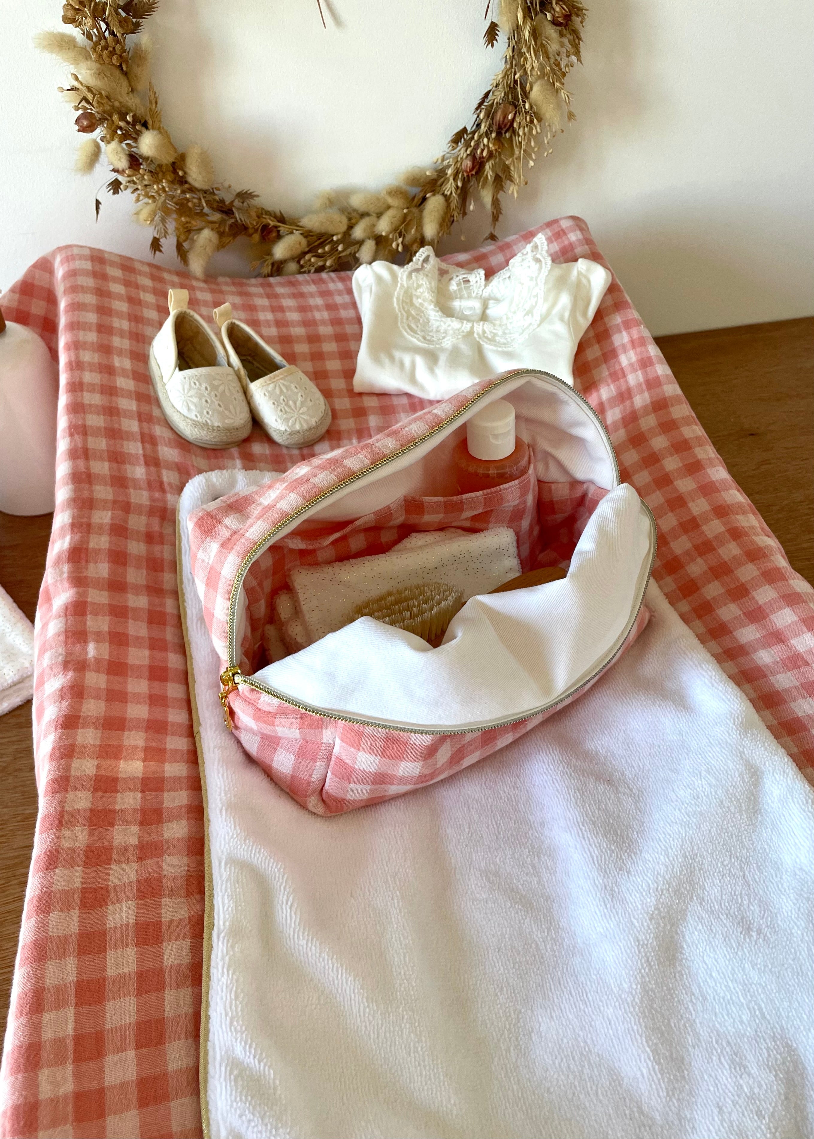 Trousse de toilette Vichy rose