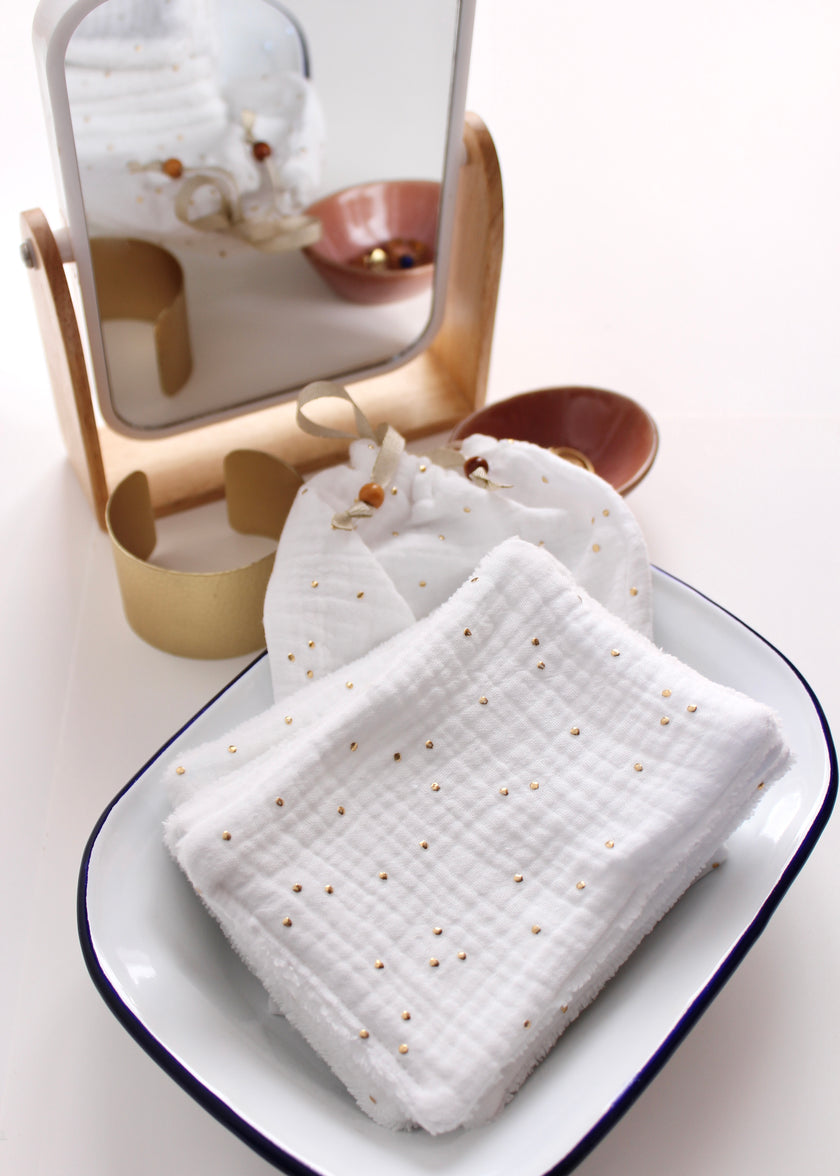 7 Lingettes démaquillantes ultra douce blanches