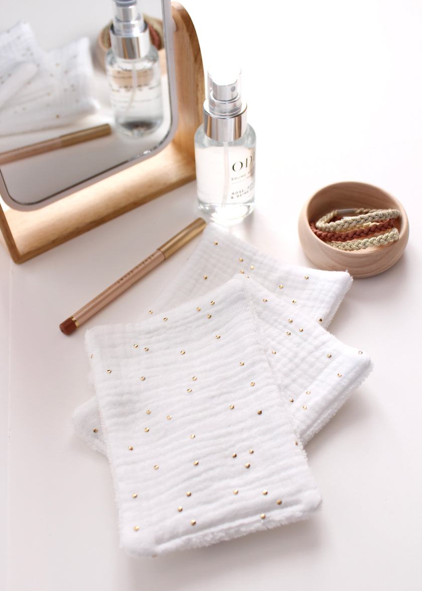 7 Lingettes démaquillantes ultra douce blanches