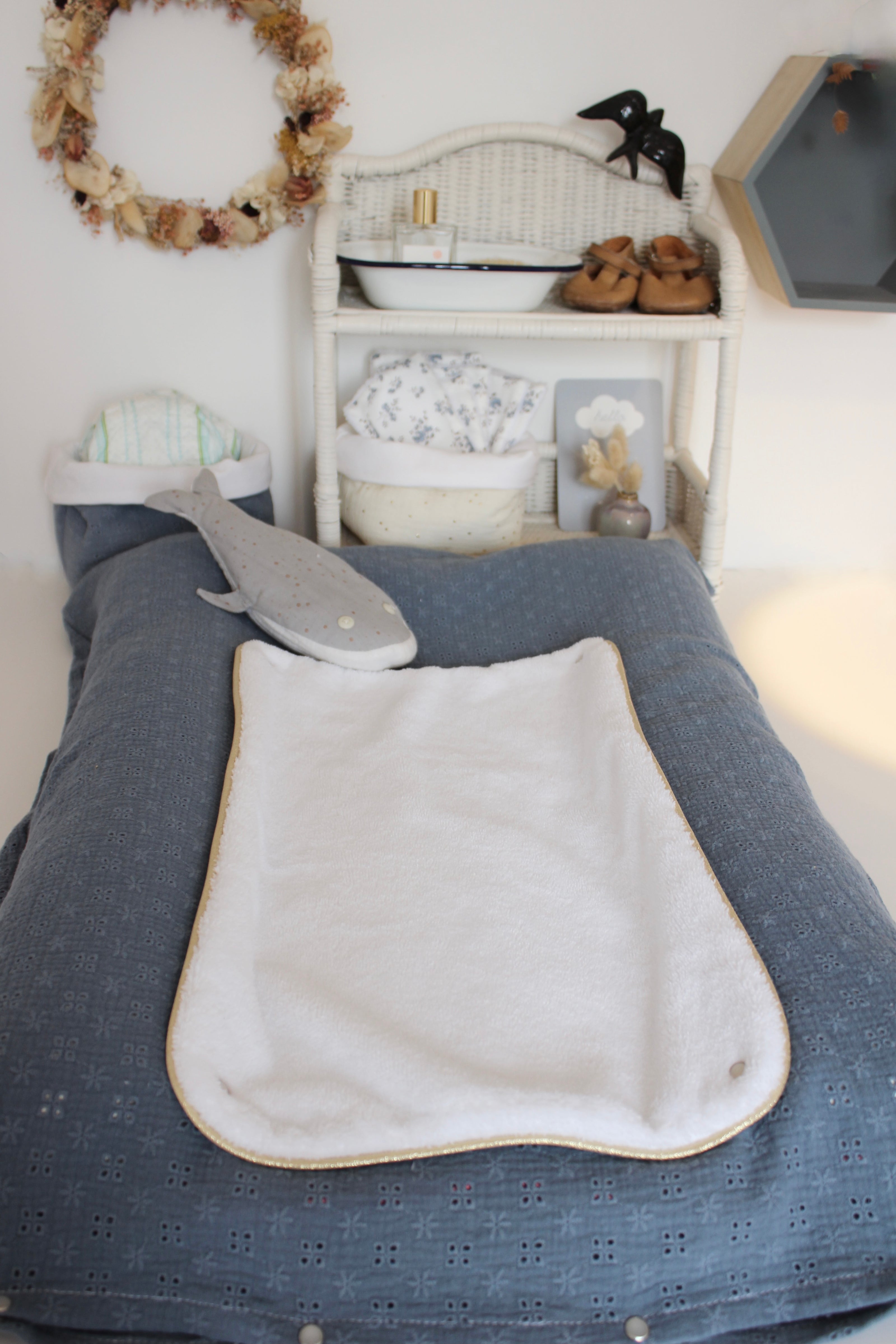 housse de matelas à langer pour bébé avec boutons pression gaze de coton brodé 