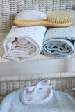 lange grand format gaze de coton bleu ciel avec pois dorés 