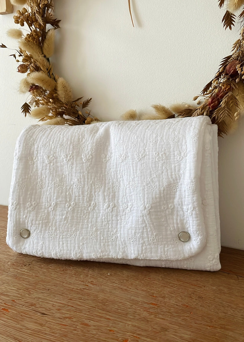 tapis à langer nomade blanc
